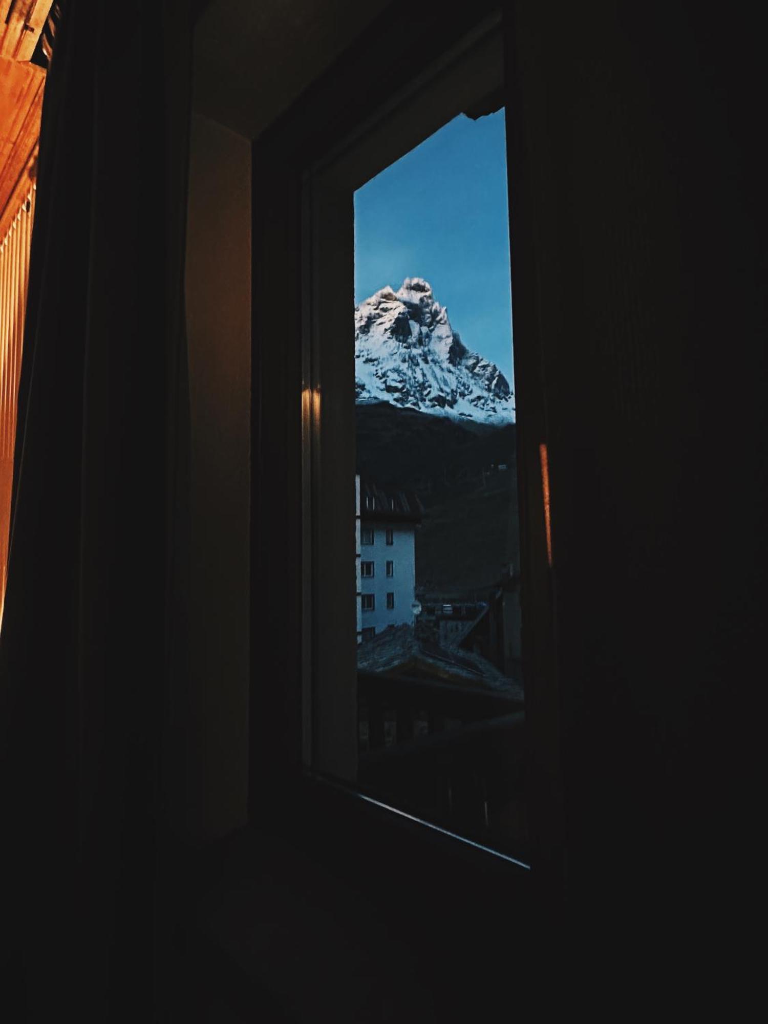 Le Samovar Guest House Breuil-Cervinia Dış mekan fotoğraf