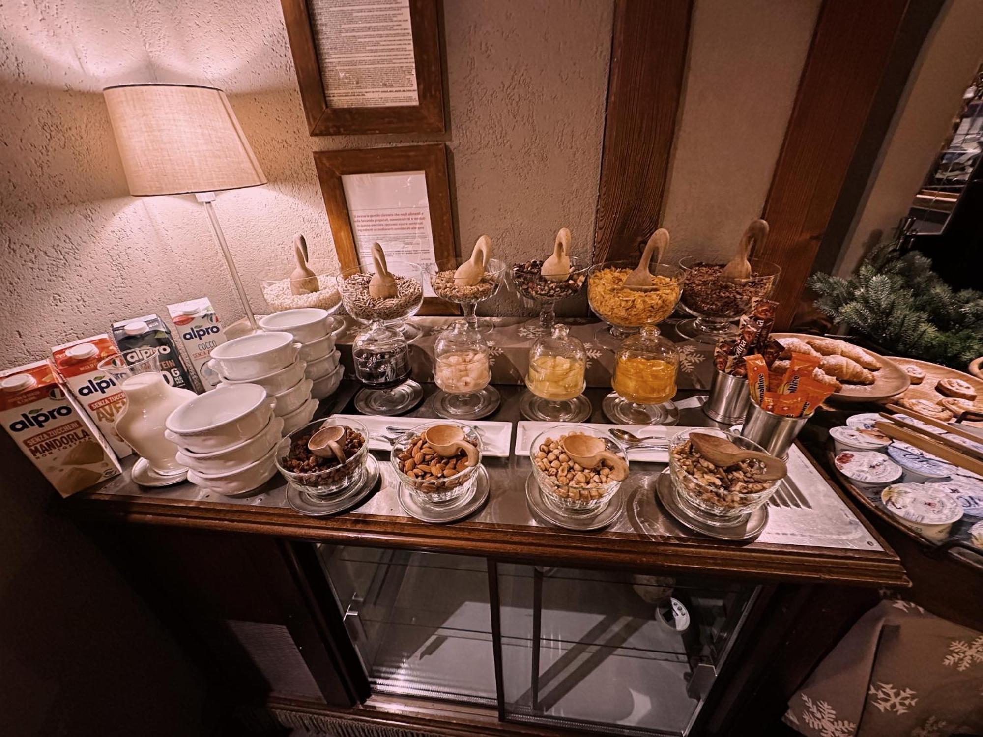 Le Samovar Guest House Breuil-Cervinia Dış mekan fotoğraf